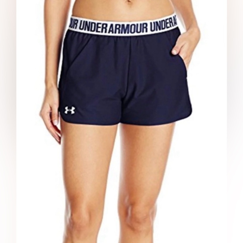 Under‎ Armour Women’s Sz M? Navy/White Play Up 2.0 Shorts